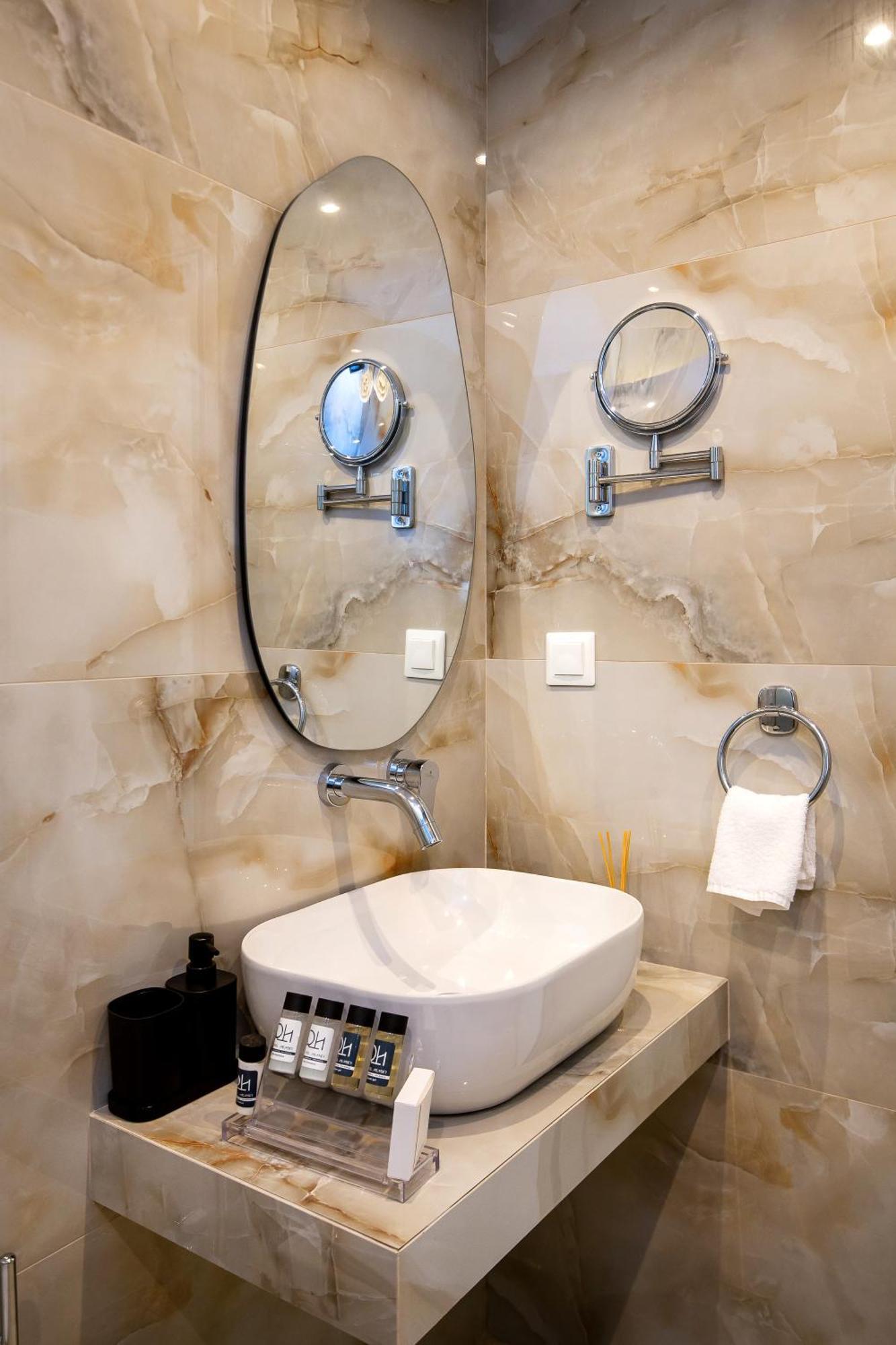 לימנריה Diamela Apartments מראה חיצוני תמונה