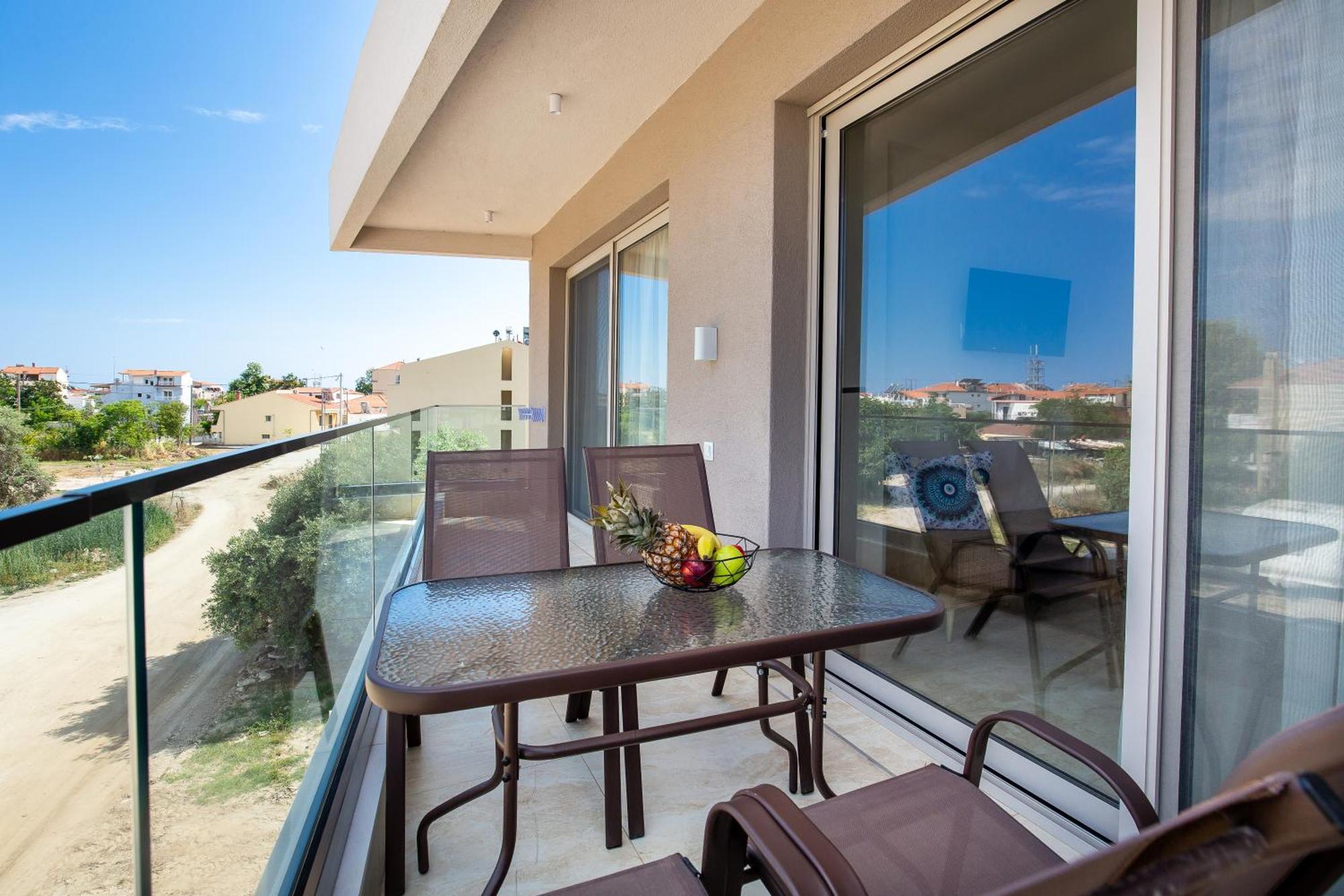 לימנריה Diamela Apartments מראה חיצוני תמונה
